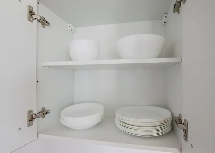 Tolstov - 2 Schlafzimmer - Sofa - Kueche - Waschmaschine - 20 Min To Messe Dus Willich