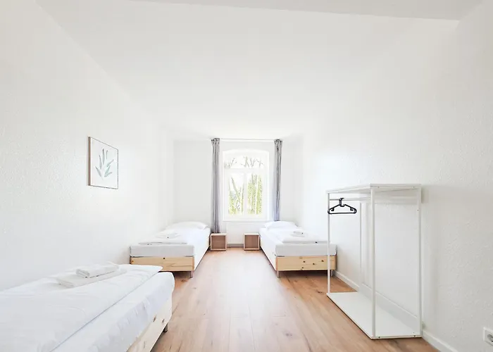 Tolstov - 2 Schlafzimmer - Sofa - Kueche - Waschmaschine - 20 Min To Messe Dus Willich